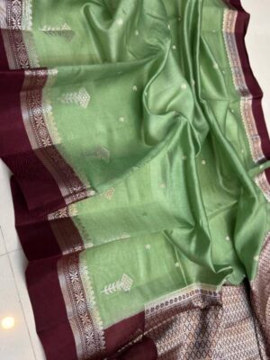Light Green And Maroon Border Pure Raw Mango Silk Saree Premium Weaving Saree with Contrast Blouse
