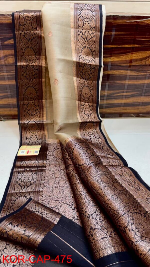 Light Beige And Black Border Exclusive Kora Banarasi Silk Saree Maheen Kalakari