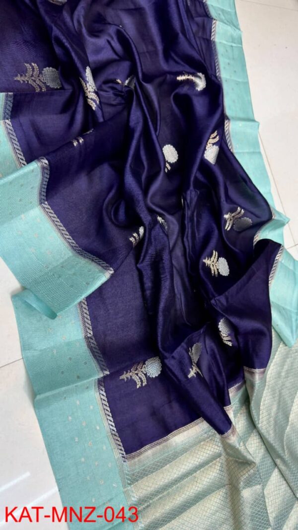 Midnight Blue And Teal Blue Border Pure Raw Mango Silk Saree with Rich Pallu & Contrast Blouse