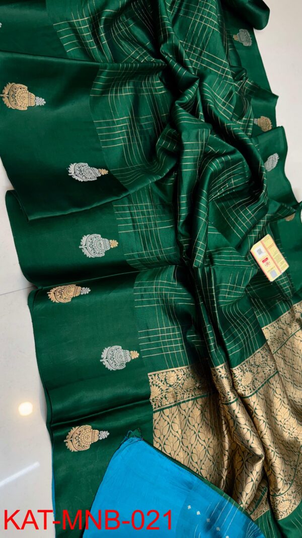 Emerald Green Pure Raw Mango Silk Saree