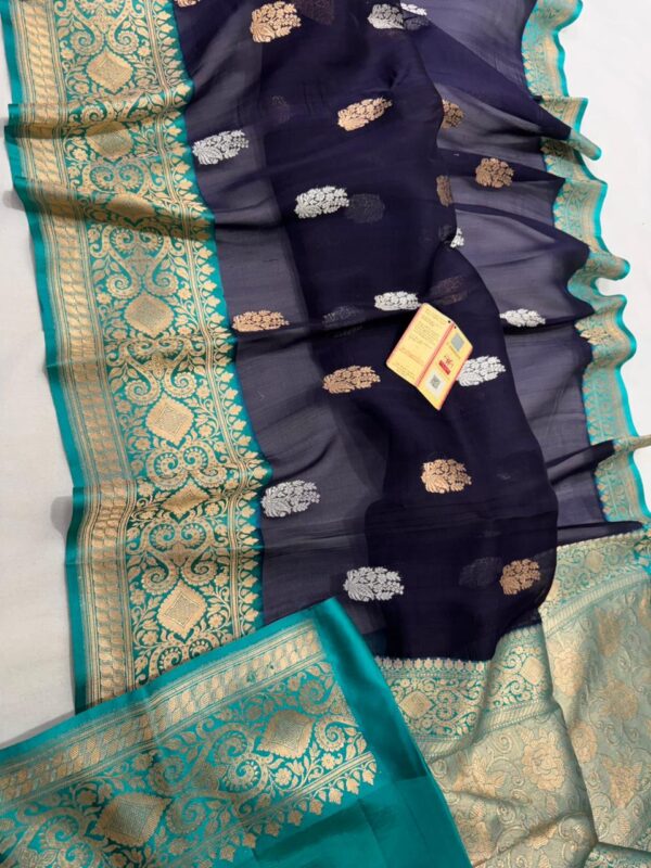 Navy Blue And Turquoise Border Exclusive Mashru Border Kora Banarasi Silk Saree