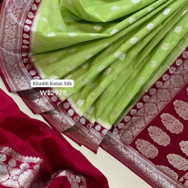 Light Green Dyble Khaddi Georgette Katan Silk Banarasi Saree with Allover Zari Weave | Rich Border & Contrast Pallu